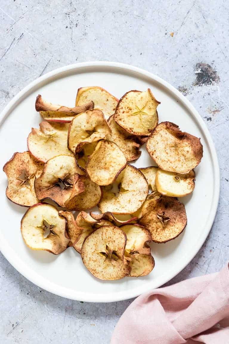 air-fryer-apple-chips-20