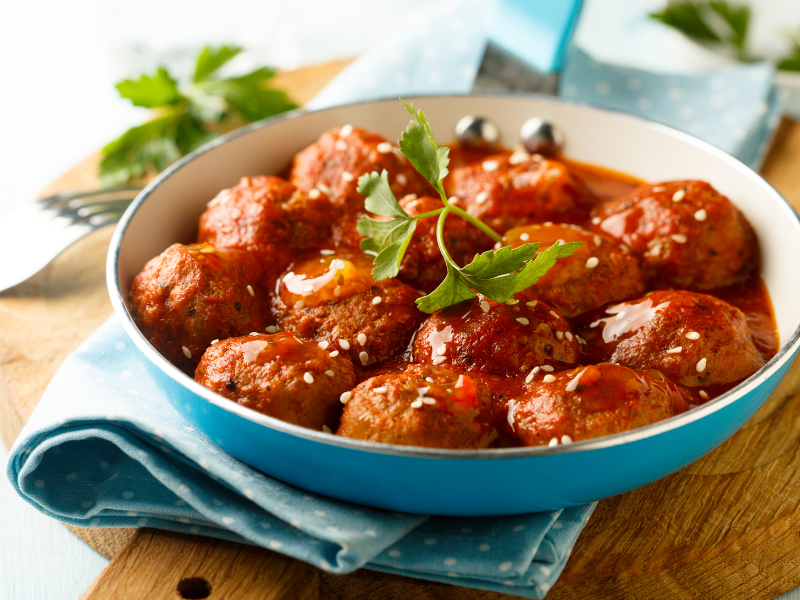 meatball traybake