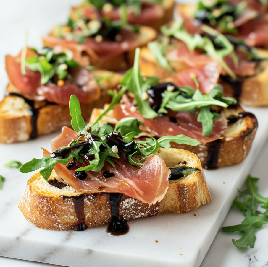 prosciutto crostini with balsamic glaze