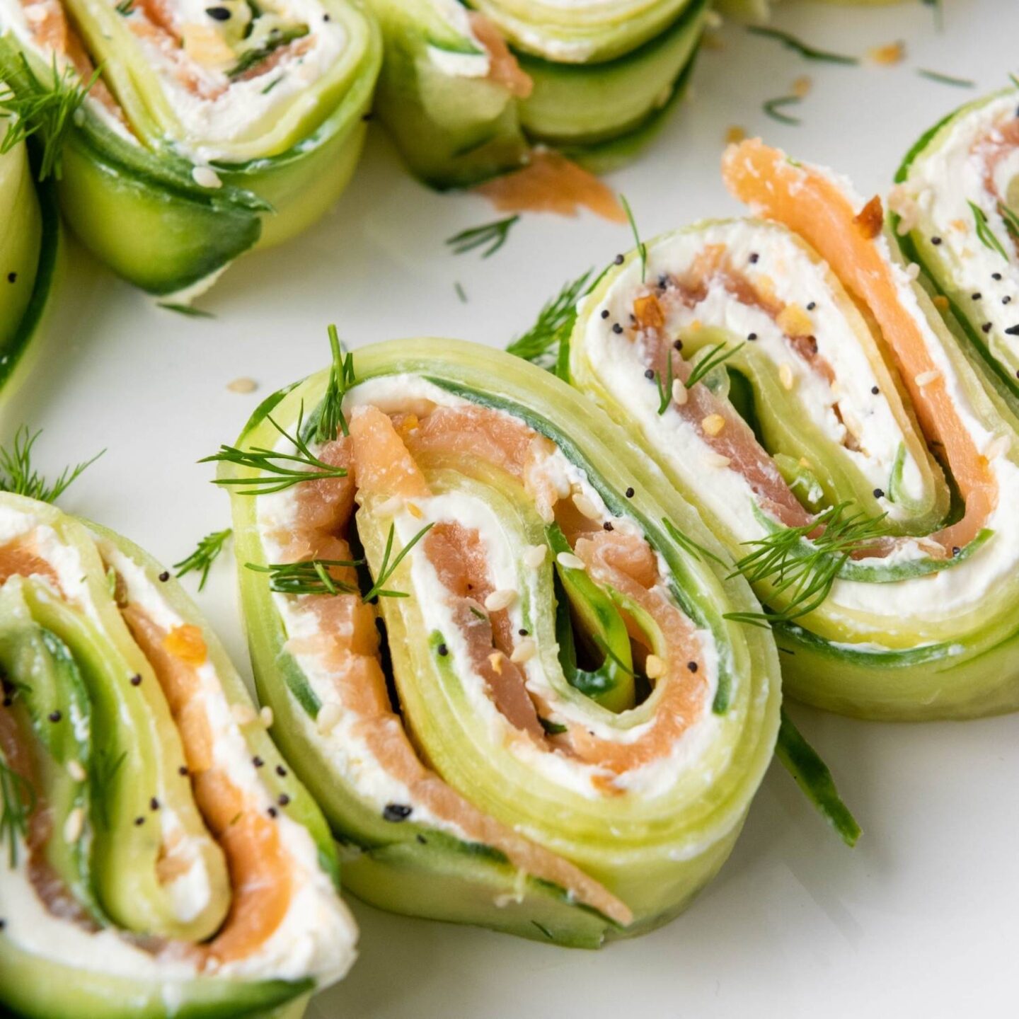 cucumber rolls with smoked salmon