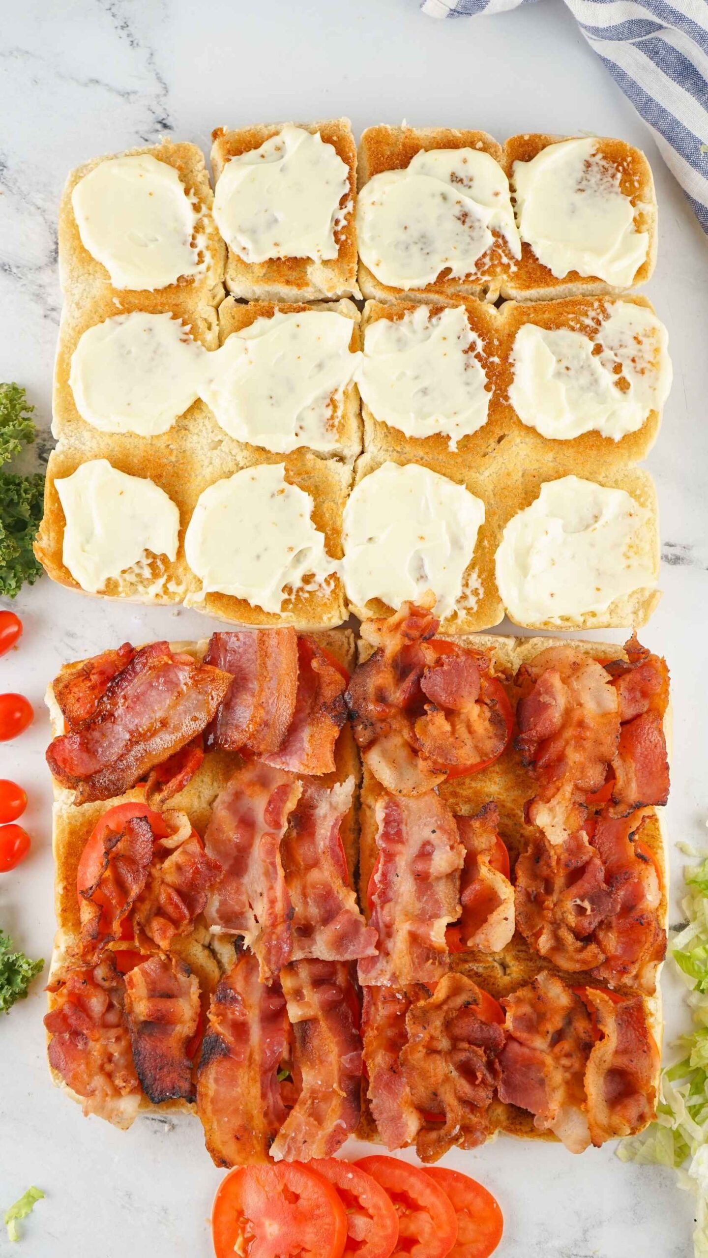 slider buns with bacon