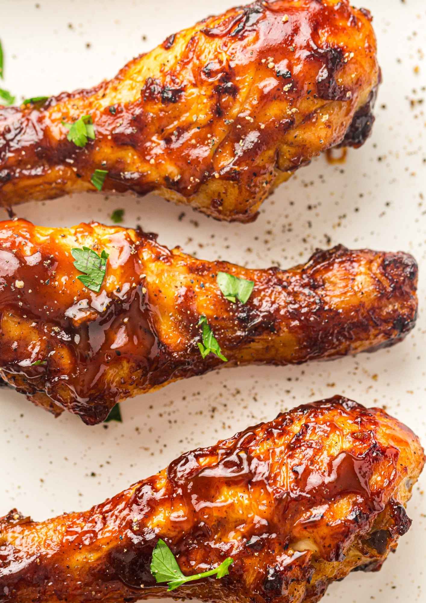 upclose bbq drumsticks