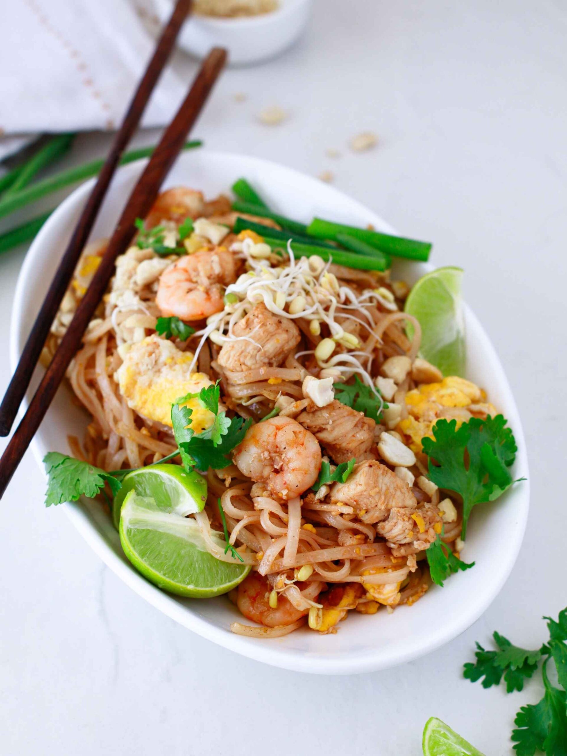 pad thai with chicken and shrimp