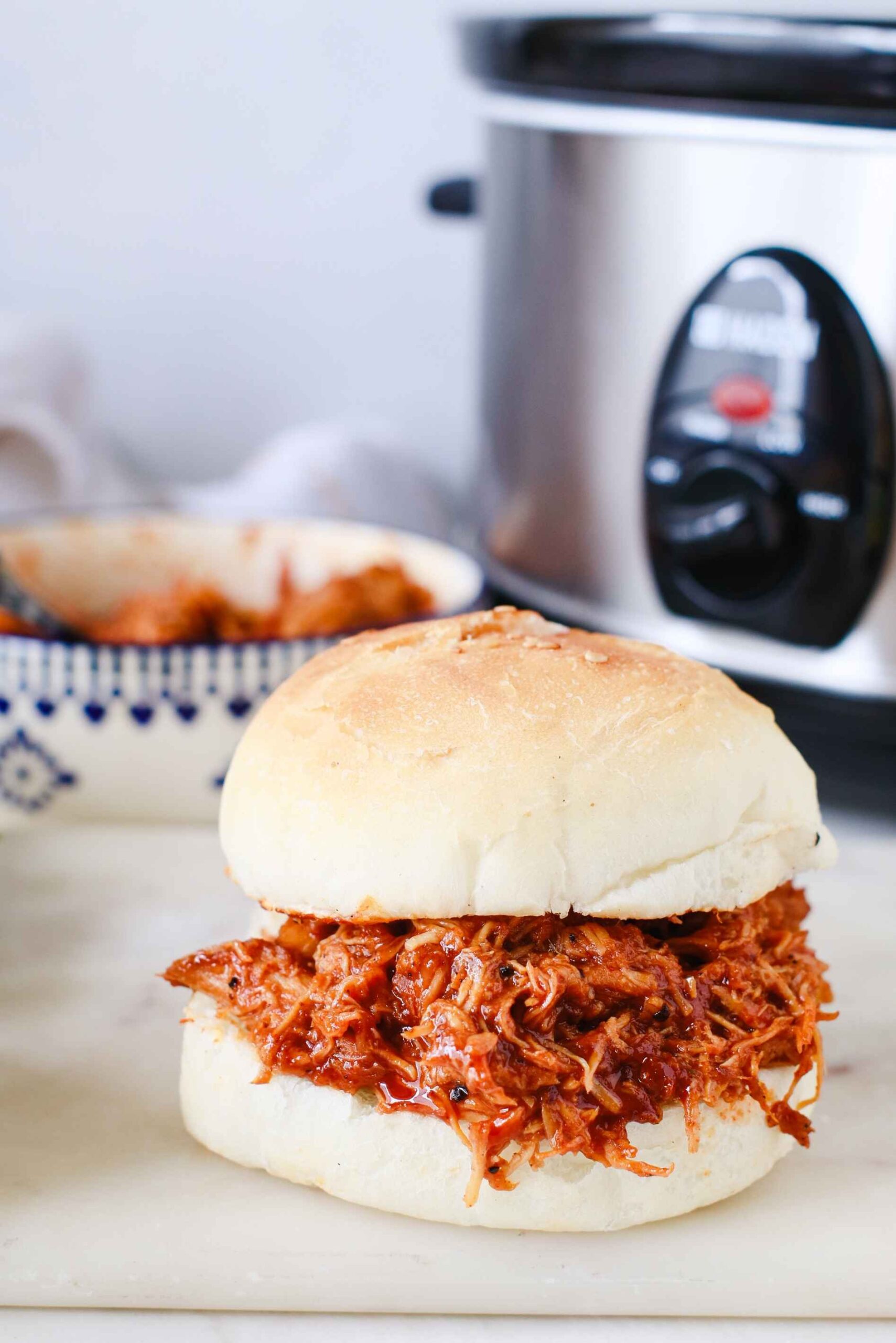 crockpot bbq chicken sandwiches