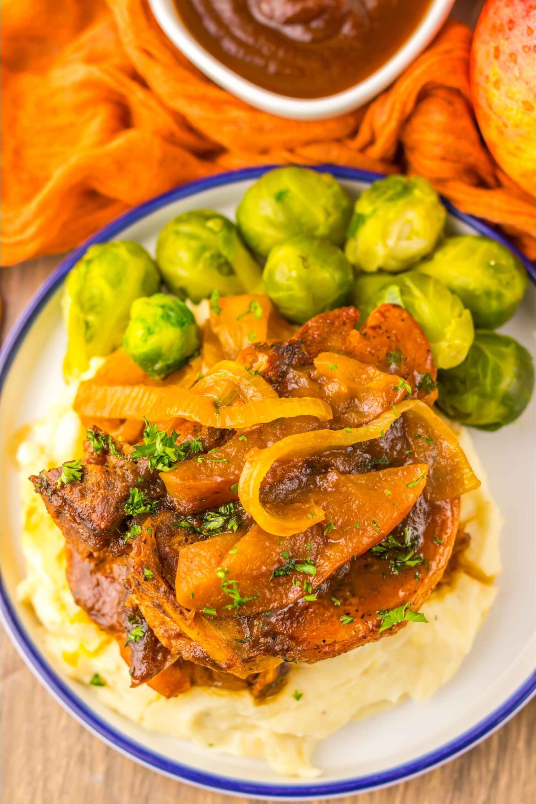 crockpot apple pork chops