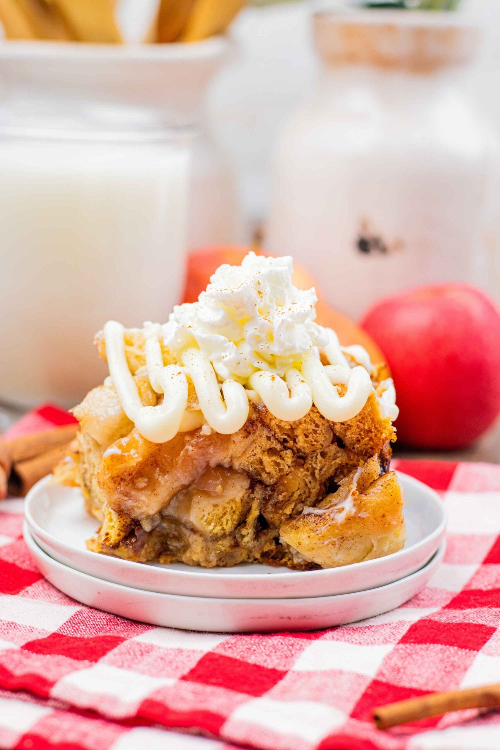 crockpot cinnamon roll casserole