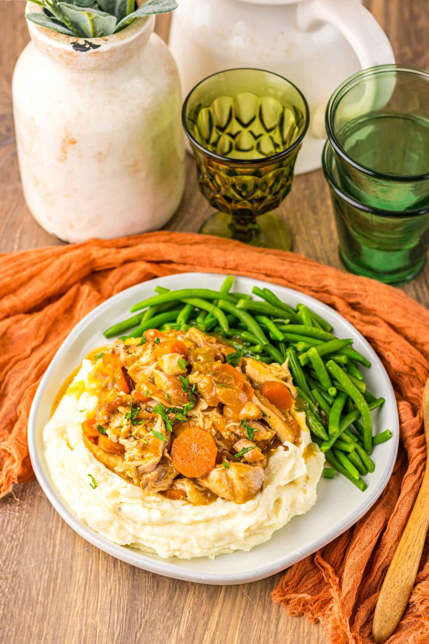 slow cooked chicken pot roast