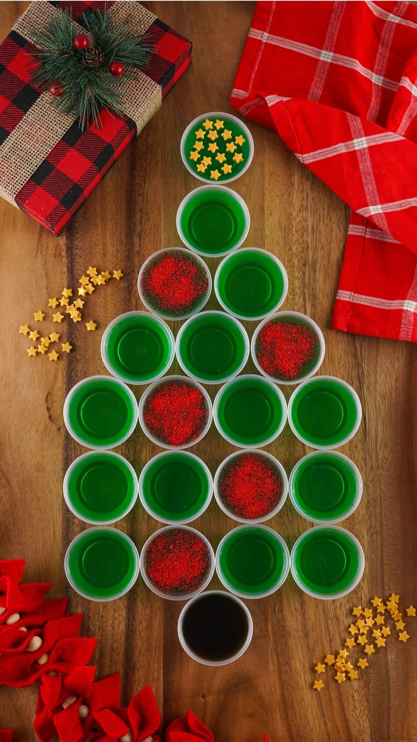 xmas jello shot tree