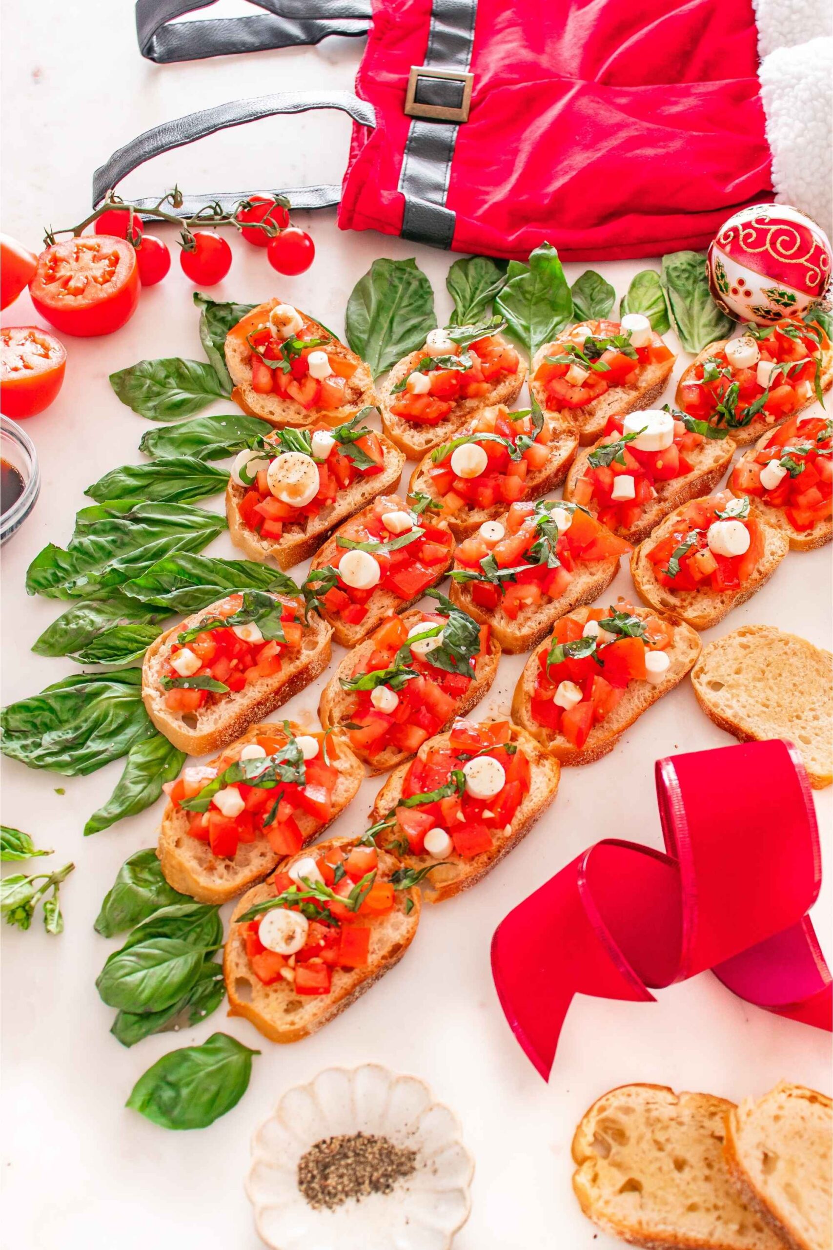 xmas tree tomato bruschetta