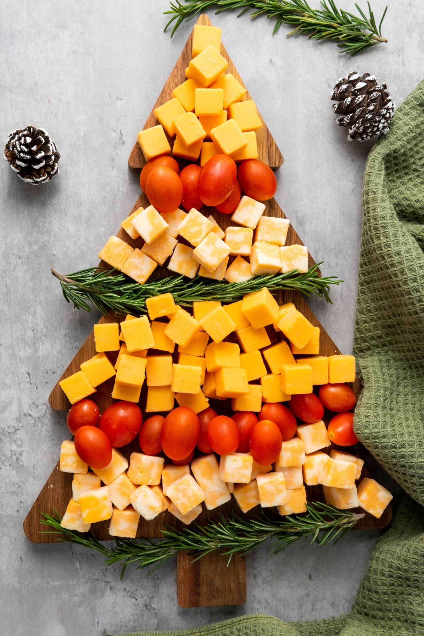 cheese christmas tree