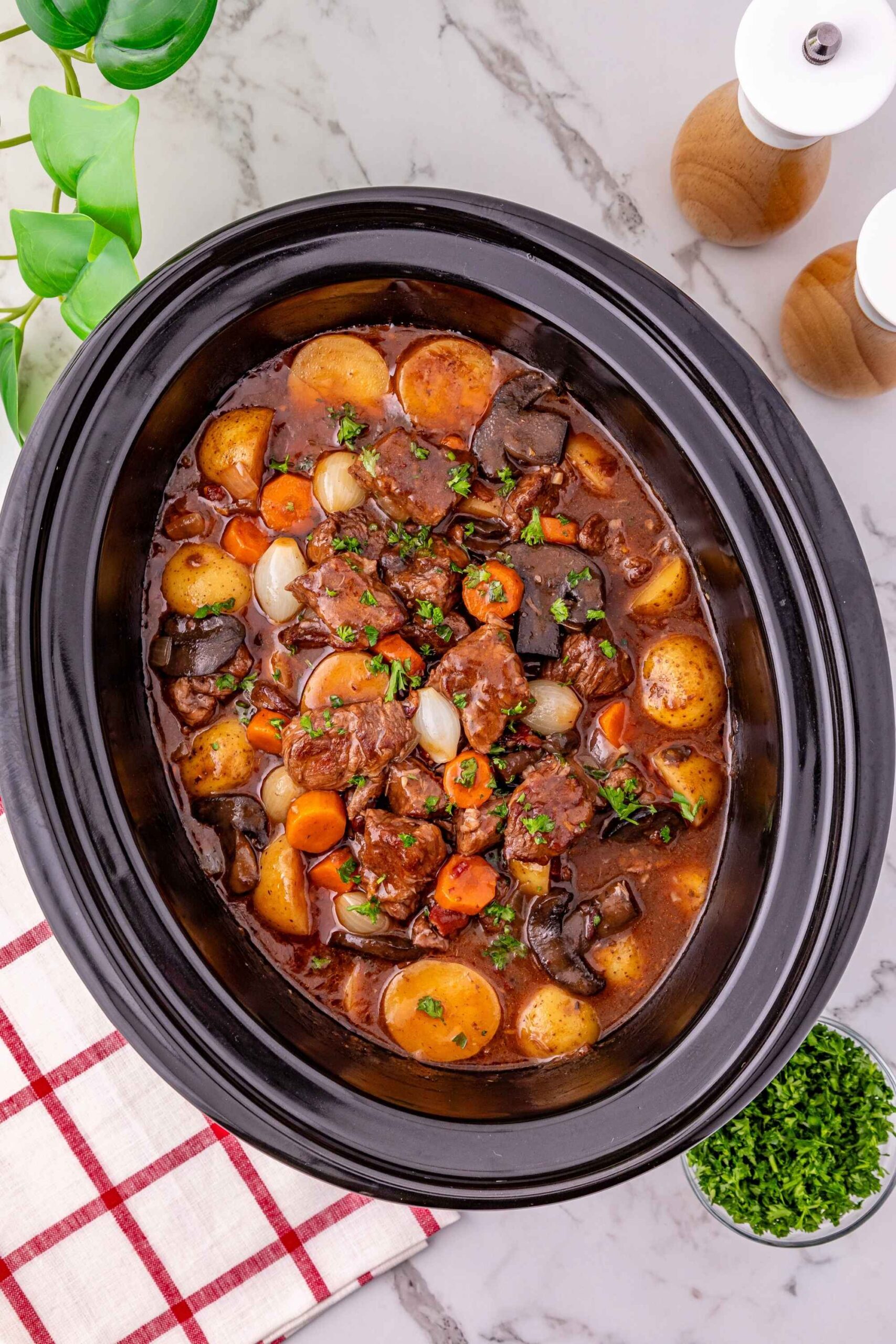 crockpot beef bourguignon