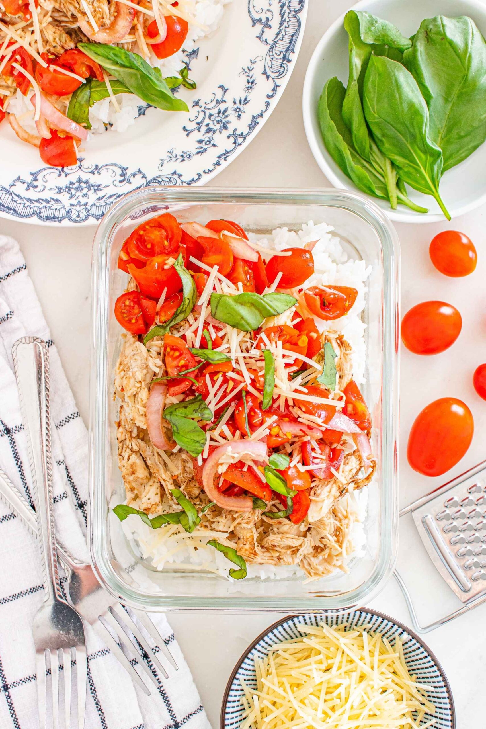 meal prep chicken bruschetta
