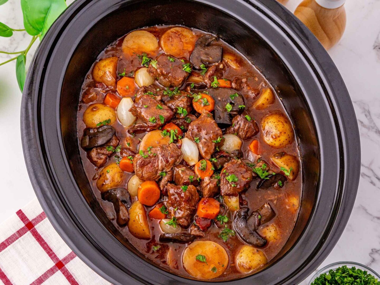 slow cooker bourguignon