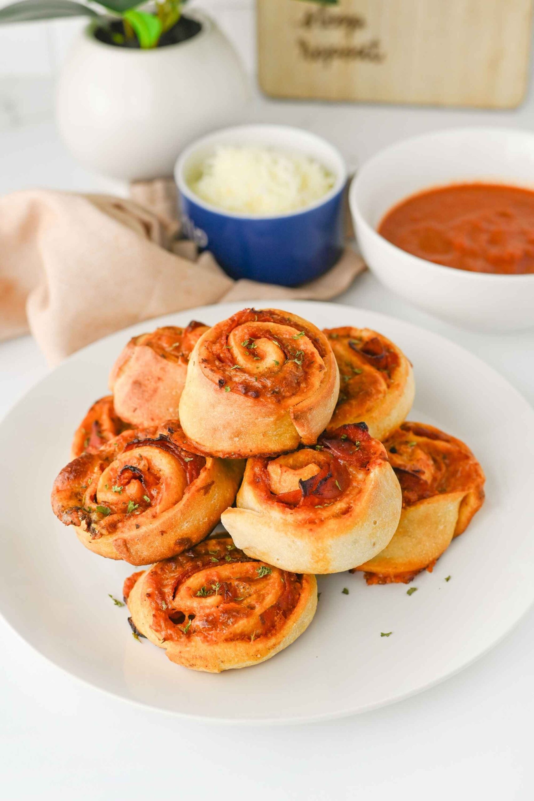 stacked pepperoni pizza pinwheels