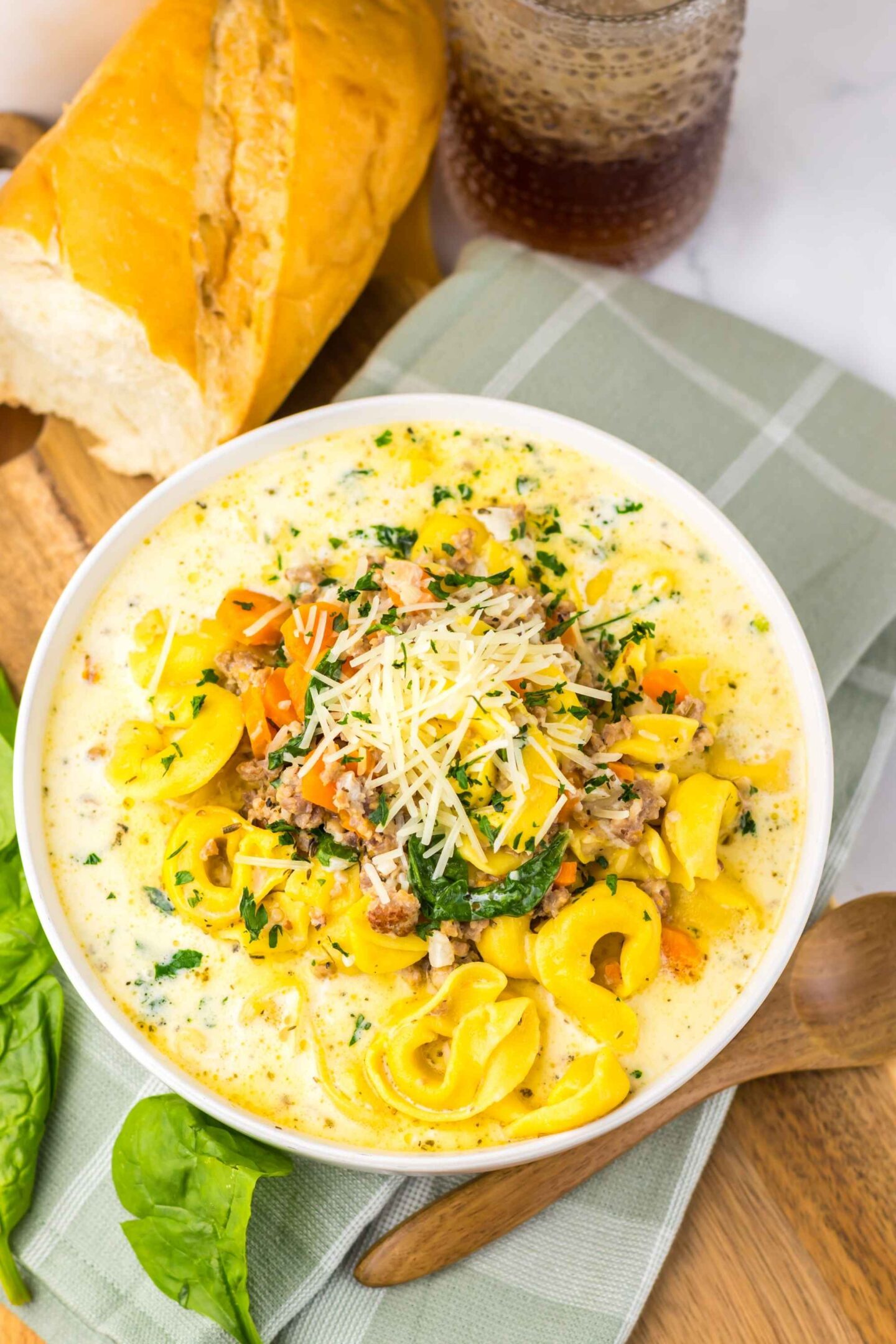 crockpot creamy tortellini soup
