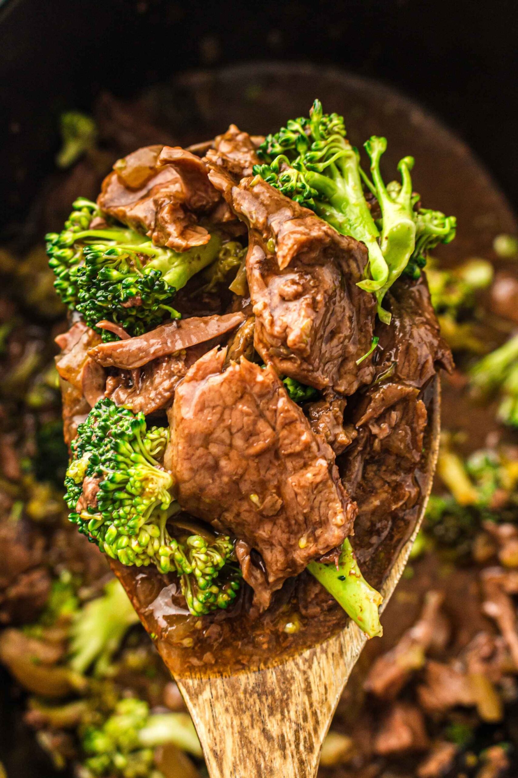 beef broccoli on spoon