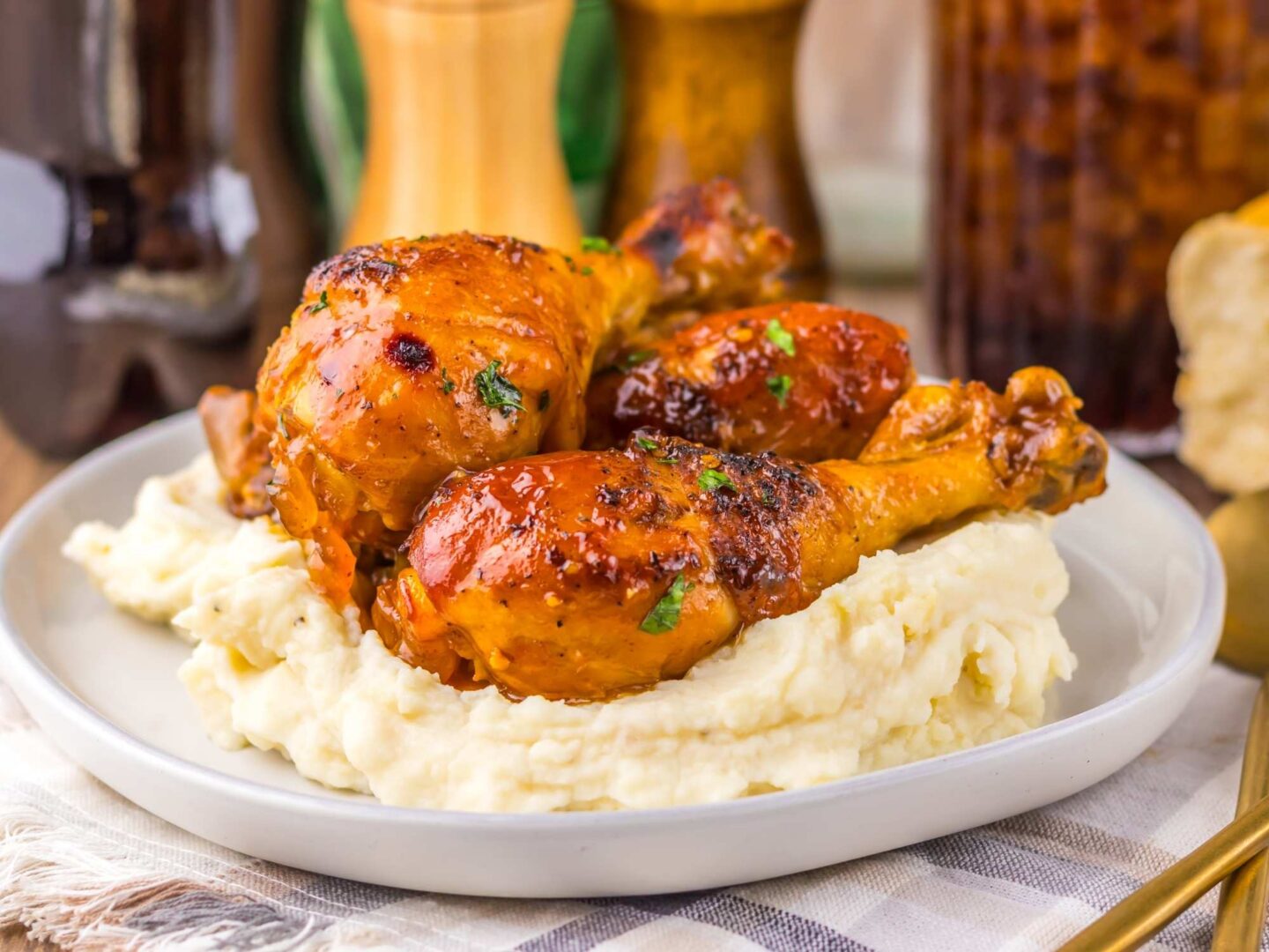 cola drumsticks on mash