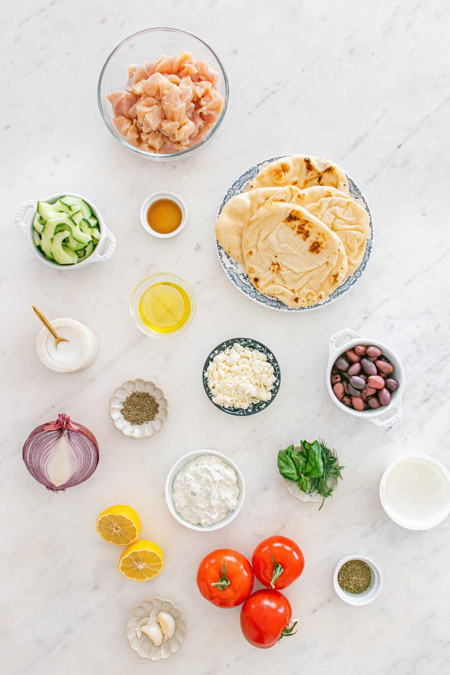 greek chicken flatbread ingredients
