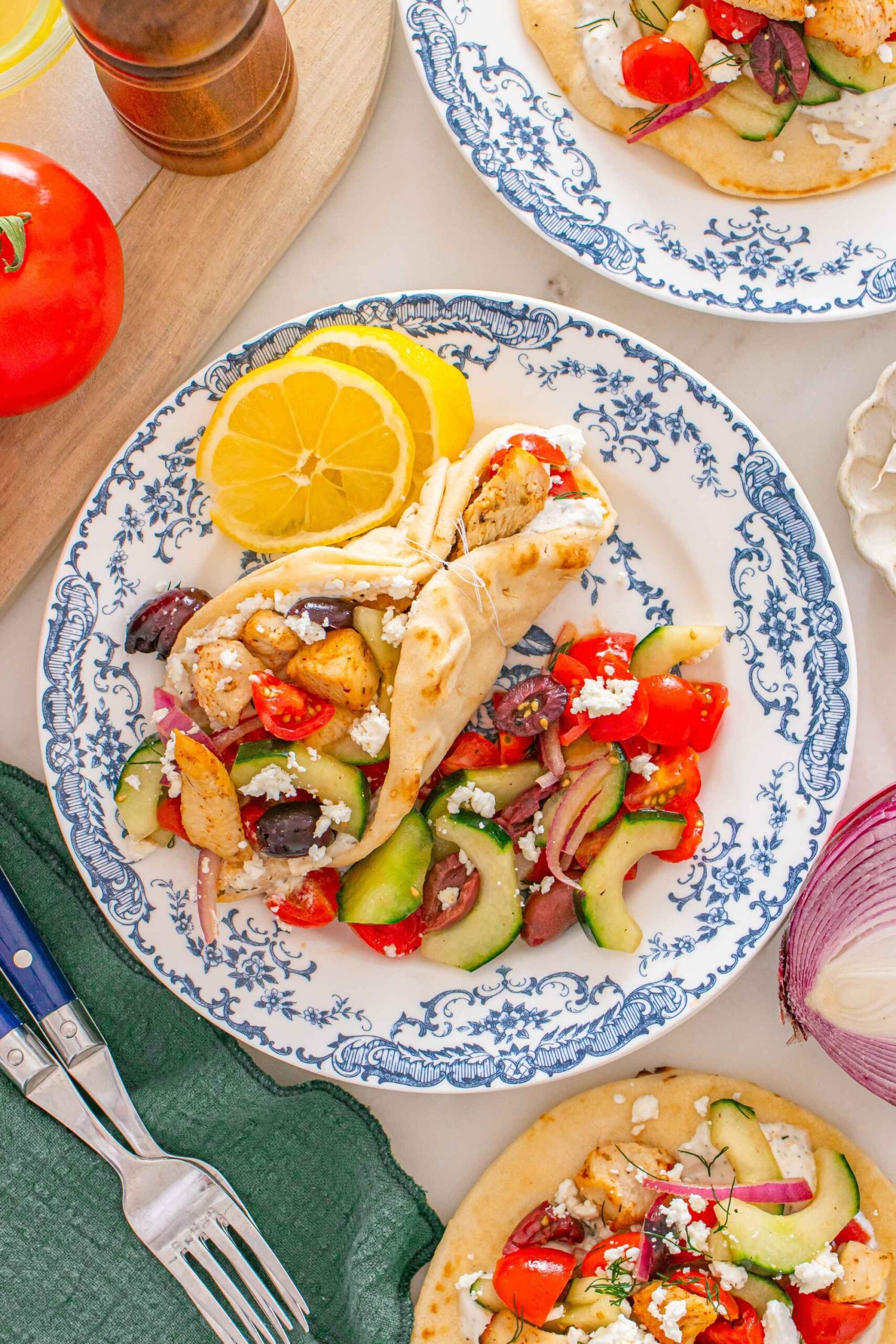 greek chicken salad flatbread