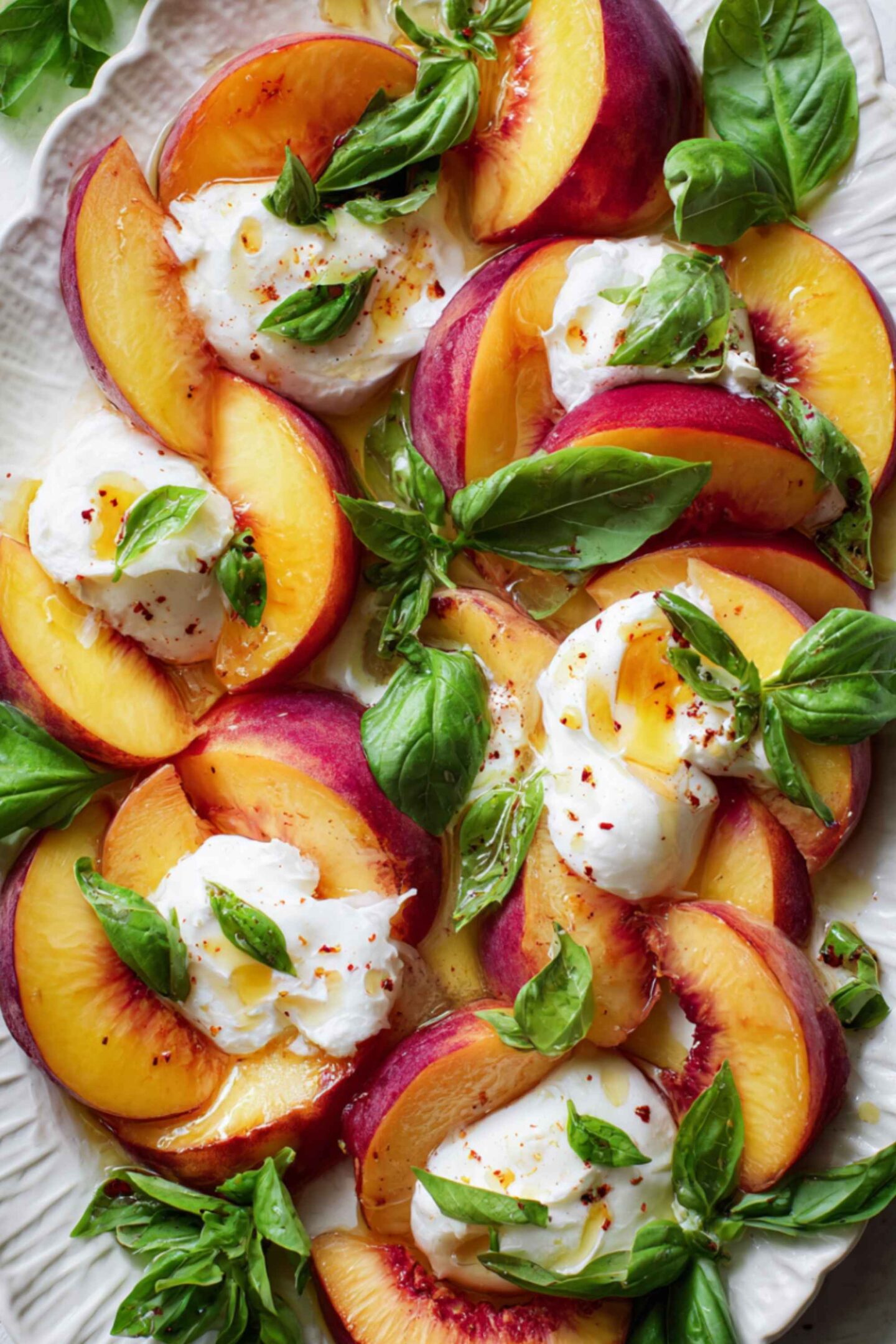 peach burrata salad